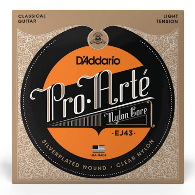D'ADDARIO EJ43 PRO-ARTE LIGHT TENSION струни для класичної гітари
